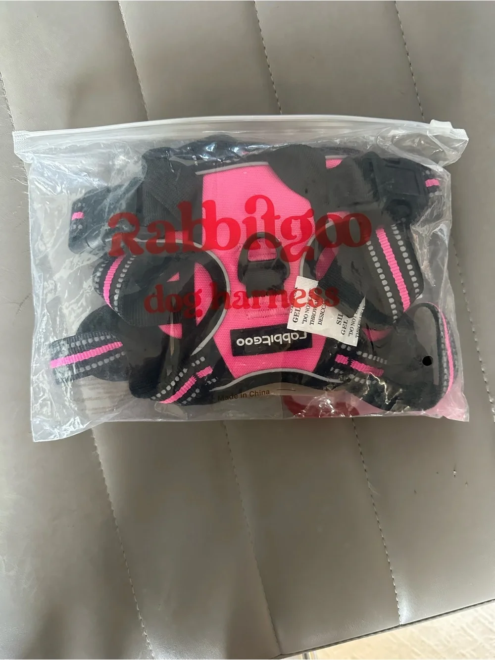 rabbitgoo Dog Harness, No Pull Medium Sized Pet Vest (22-51 lbs)